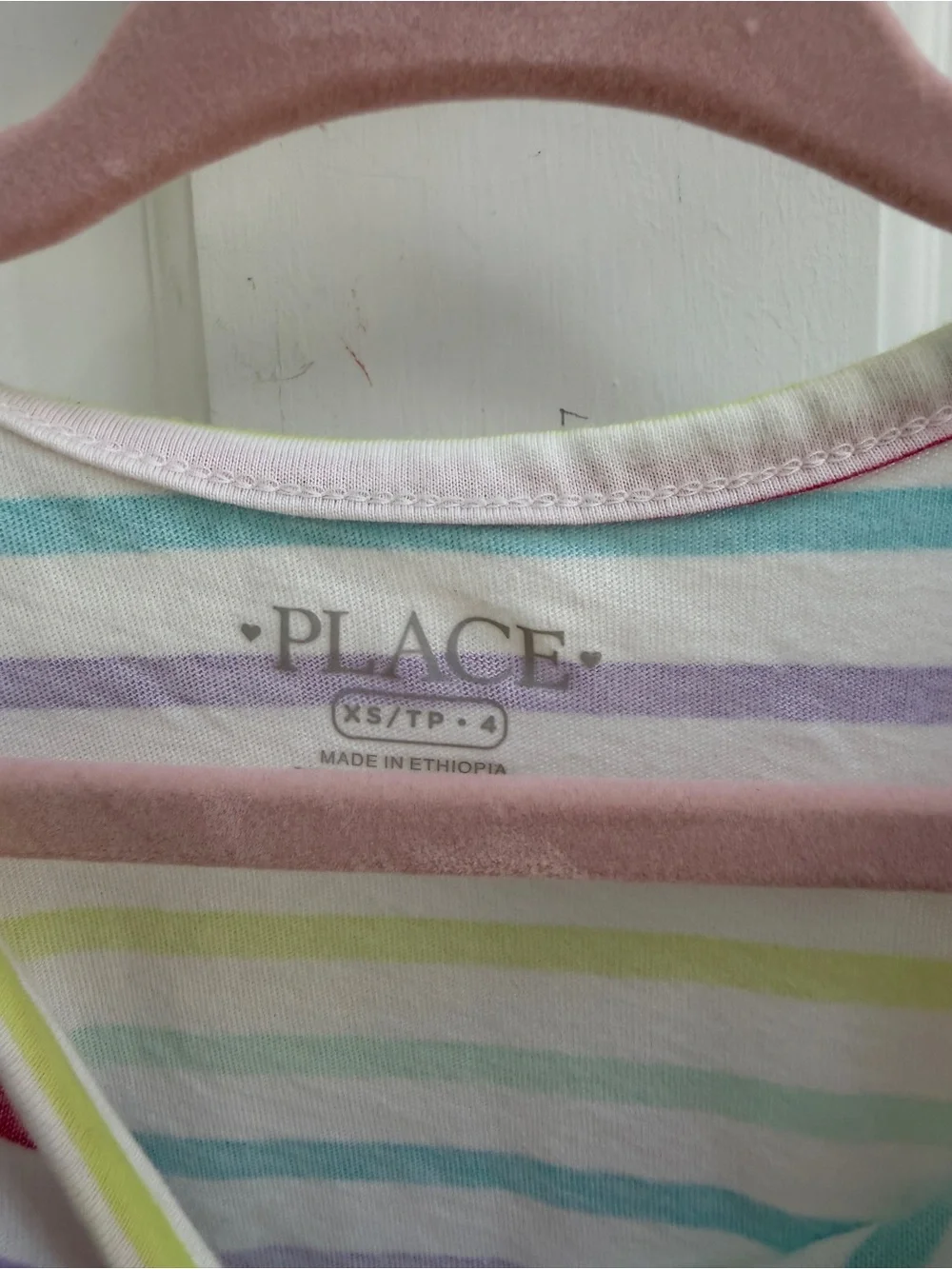 The Children's Place Girls 4 White Short Sleeve Tee Shirt Top Rainbow Stripes